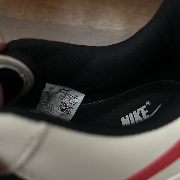 Nike Air Force One's - Picture 5 of 5